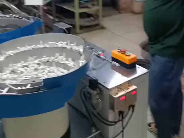 糖模型自动组装机